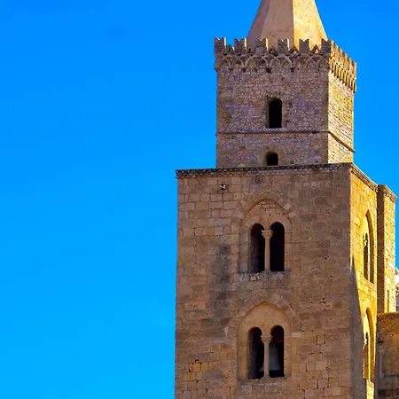 Alberti's House Cefalù