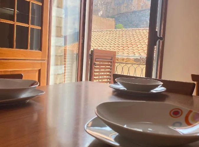 Alberti's House * Чефалу